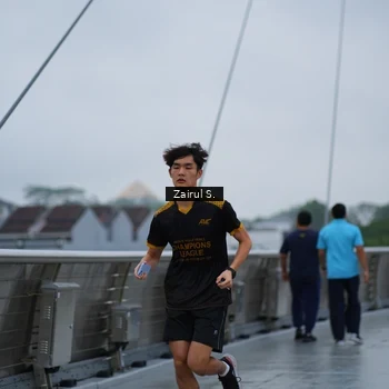 Runner Photo 7717761