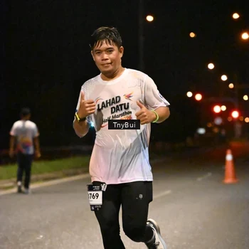 Runner Photo 7717763