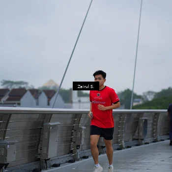 Runner Photo 7717764