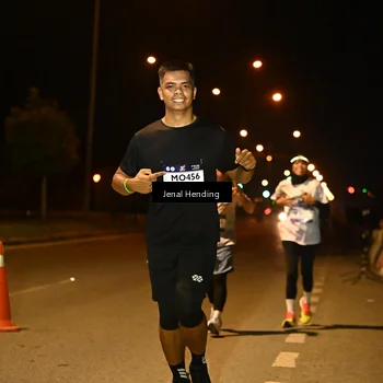 Runner Photo 7717772
