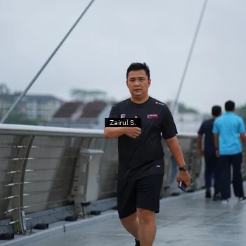 Runner Photo 7717787