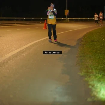 Runner Photo 7717790