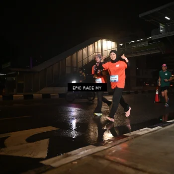 Runner Photo 7717812