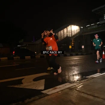 Runner Photo 7717819