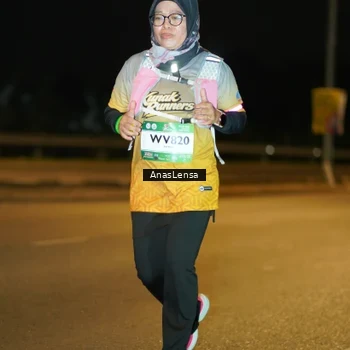 Runner Photo 7717821