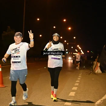Runner Photo 7717822