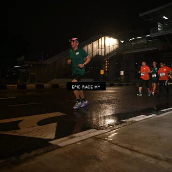 Runner Photo 7717827
