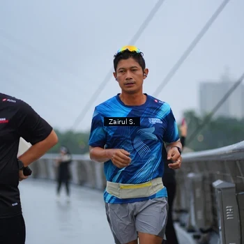 Runner Photo 7717832