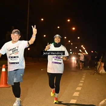 Runner Photo 7717835