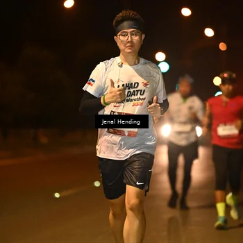 Runner Photo 7717838