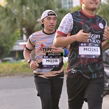Runner Photo 7717839