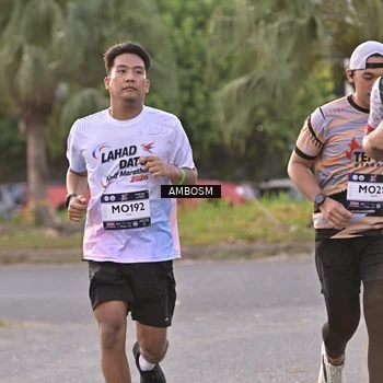 Runner Photo 7717848