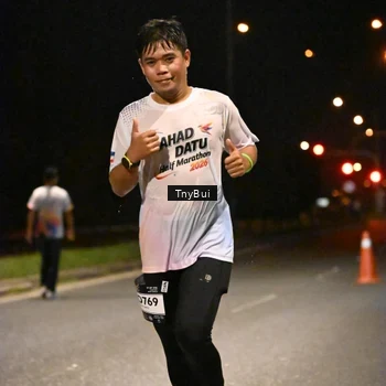 Runner Photo 7717849