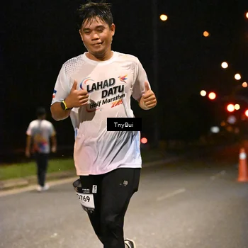 Runner Photo 7717853