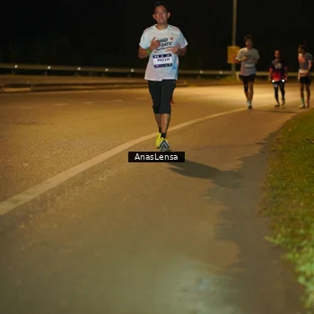 Runner Photo 7717879