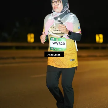 Runner Photo 7717902