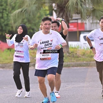 Runner Photo 7717923