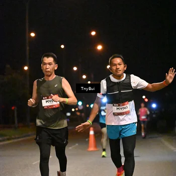 Runner Photo 7717939