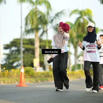 Runner Photo 7717946