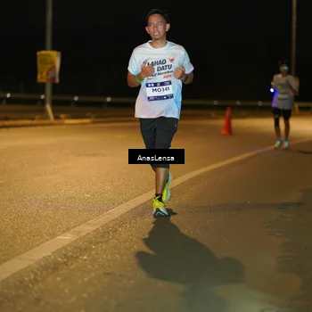 Runner Photo 7717949