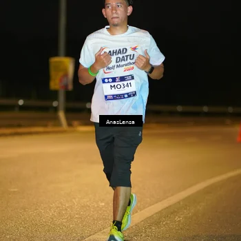 Runner Photo 7717951