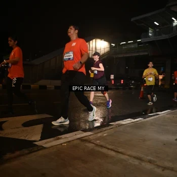 Runner Photo 7717955