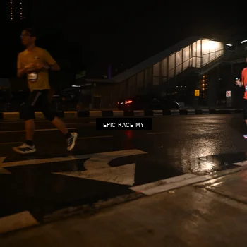 Runner Photo 7717958