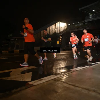 Runner Photo 7717970