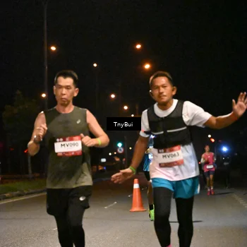 Runner Photo 7717971