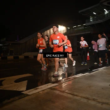Runner Photo 7717977