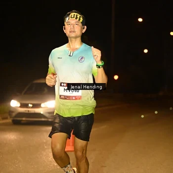 Runner Photo 7717981
