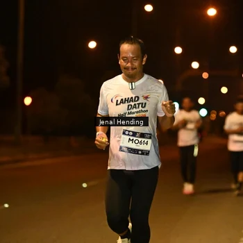 Runner Photo 7717986