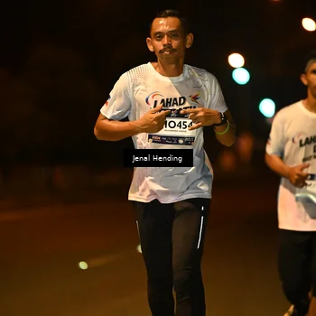 Runner Photo 7718007