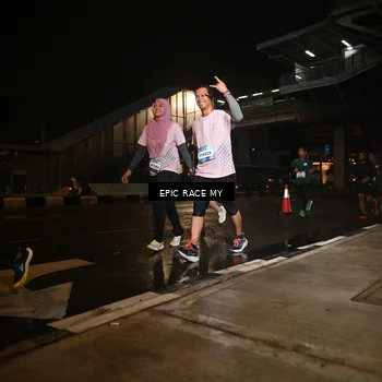 Runner Photo 7718015