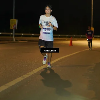Runner Photo 7718019