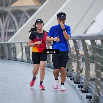 Runner Photo 7718035