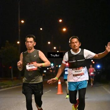 Runner Photo 7718046