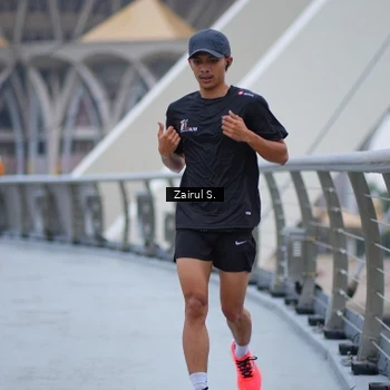 Runner Photo 7718054