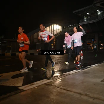 Runner Photo 7718055
