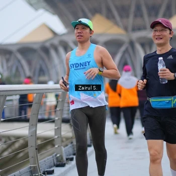 Runner Photo 7718058