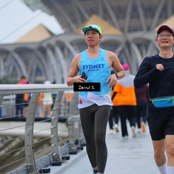 Runner Photo 7718064