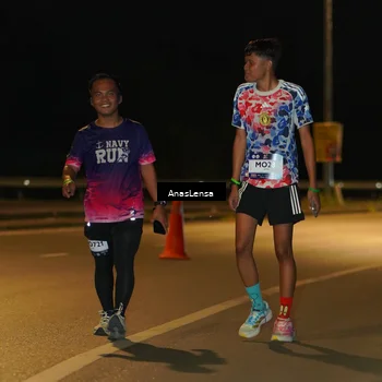 Runner Photo 7718082