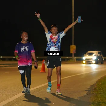 Runner Photo 7718087