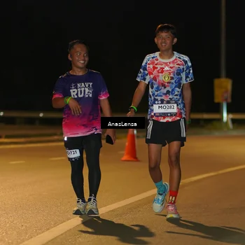 Runner Photo 7718088