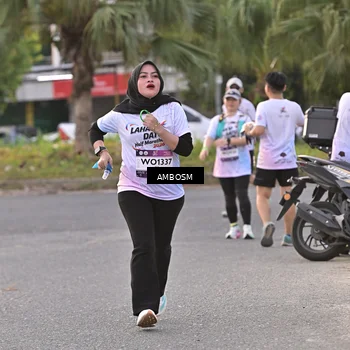 Runner Photo 7718093