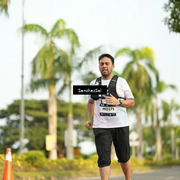 Runner Photo 7718102