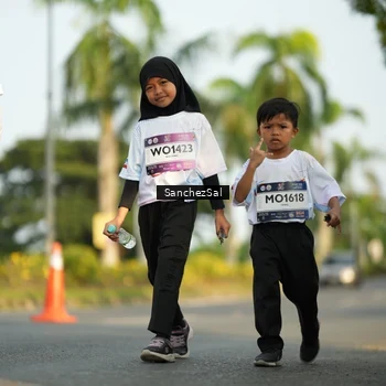 Runner Photo 7718119