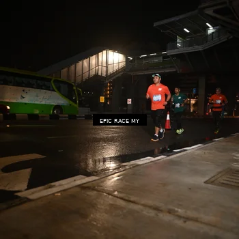 Runner Photo 7718125