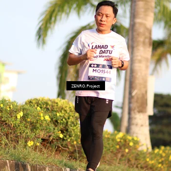 Runner Photo 7718136