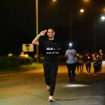Runner Photo 7718141